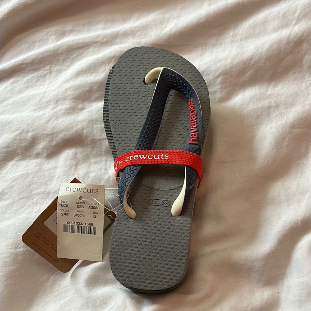 Havaianas for crewcuts Red and Gray boys flip flops NWT